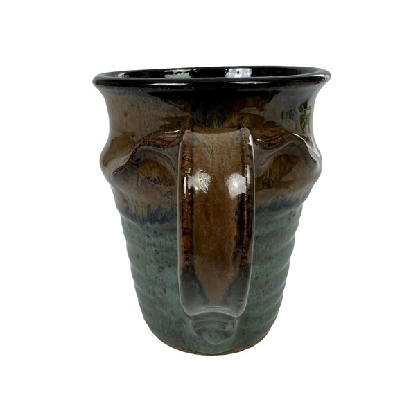 Handcrafted Pottery Studio Art Cup/Mug Drip Glaze 4.5” Height Handle Signed - Picture 2 of 9
